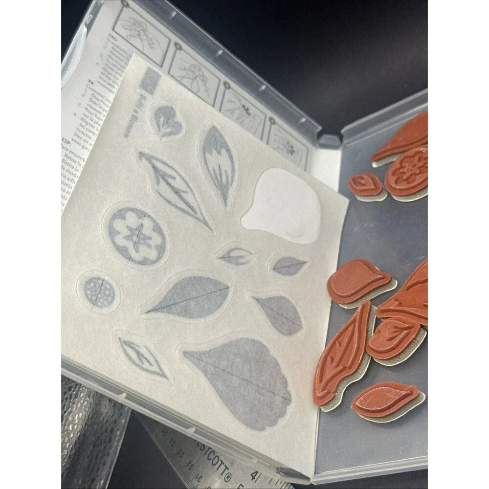 Stampin’ Up! BUILD A BLOSSOM Stamp Set And Coordinating Punch BLOSSOM PETALS
